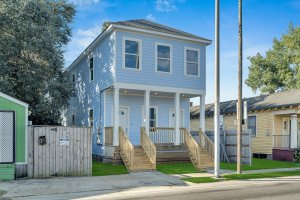 003-2360NorthRobertsonStreet-NewOrleans-LA-70117-SMALL