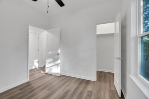 017-2360NorthRobertsonStreet-NewOrleans-LA-70117-SMALL