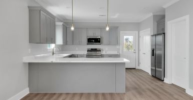 14-web-or-mls-103-w-lakeview-dr
