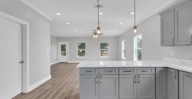 17-web-or-mls-103-w-lakeview-dr