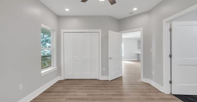 20-web-or-mls-103-w-lakeview-dr