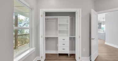 25-web-or-mls-103-w-lakeview-dr